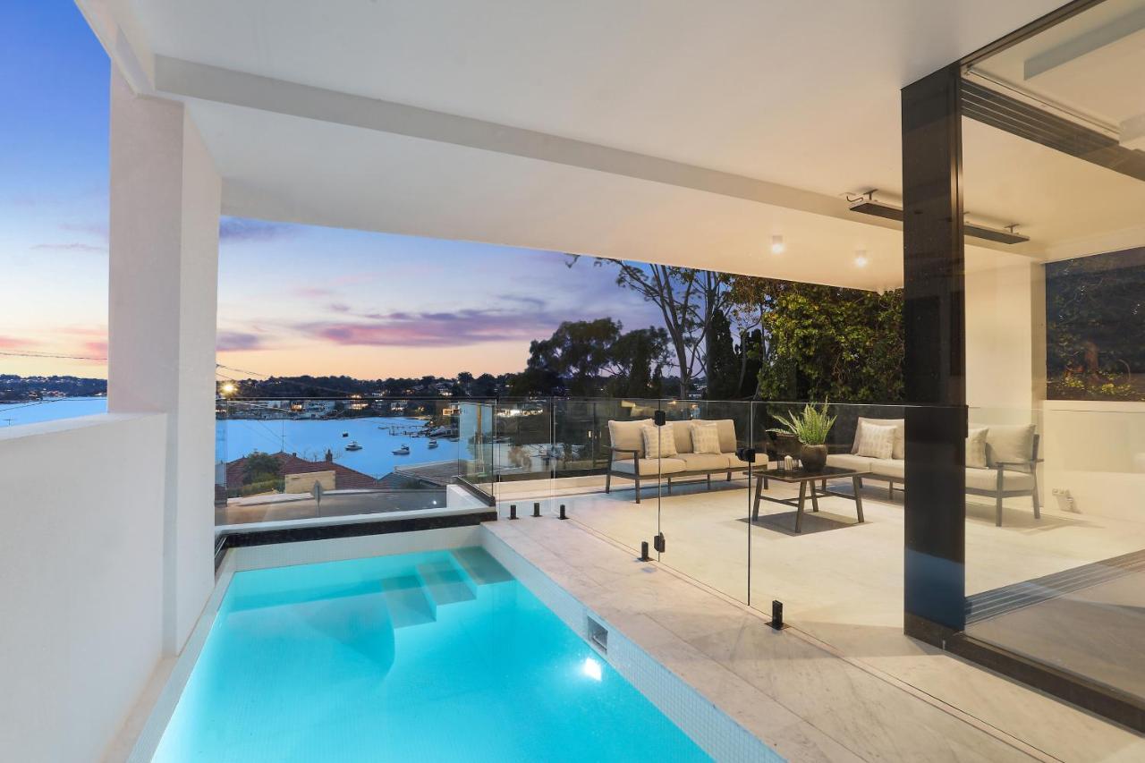 Luxury Waterside Home Sydney Bagian luar foto