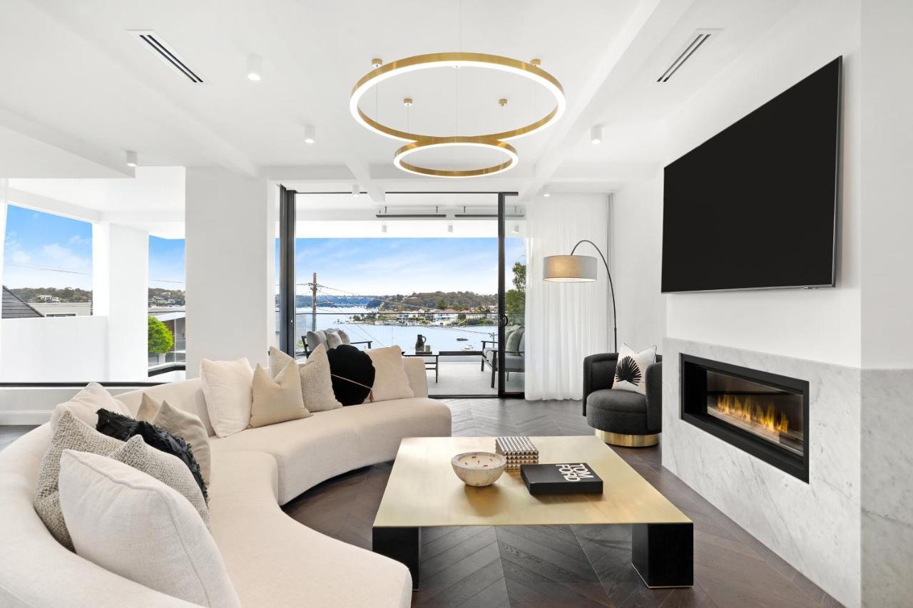 Luxury Waterside Home Sydney Bagian luar foto