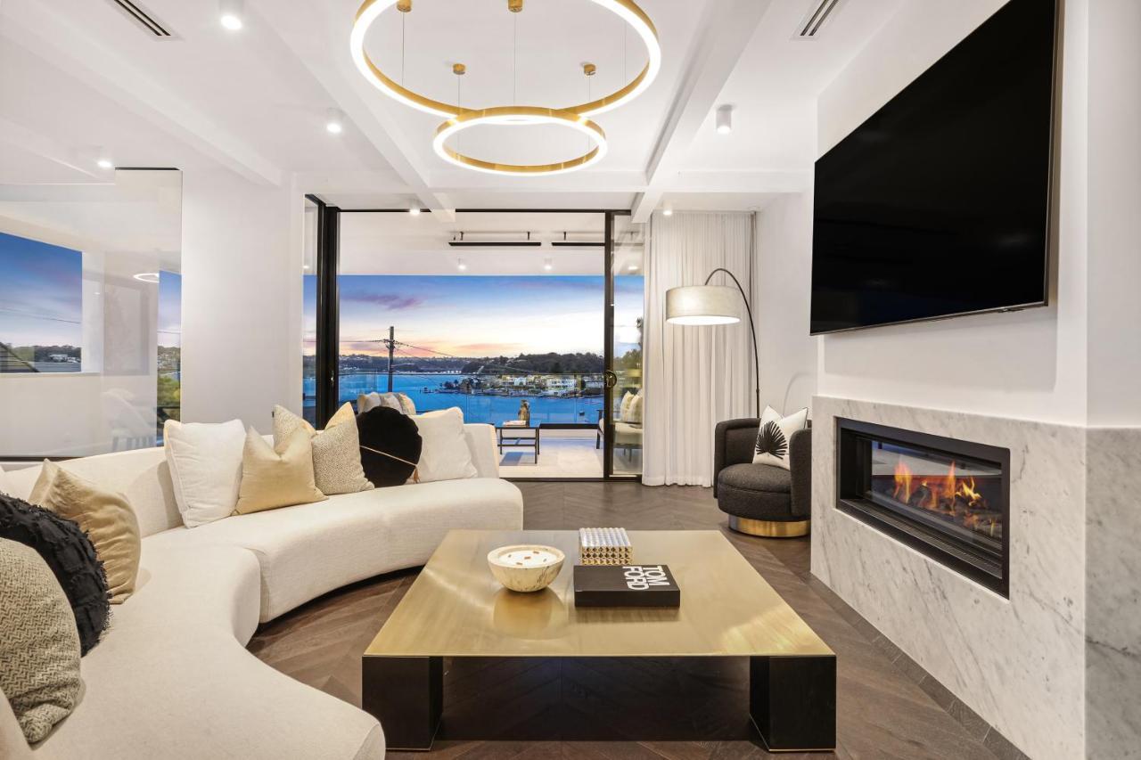 Luxury Waterside Home Sydney Bagian luar foto